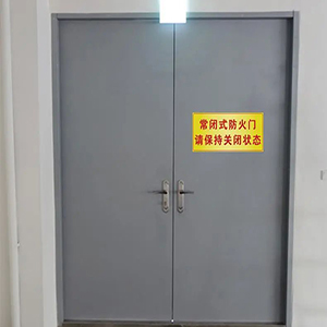 常閉式防火門(mén)保持關(guān)閉.jpg